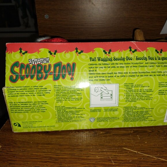 Vintage 16" Tail Waggling Scooby Doo with some tags (Cartoon Network) - Picture 3 of 4